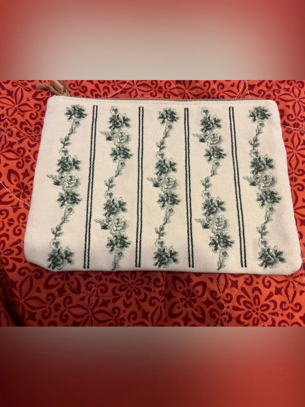 Embroidered Floral Zip Pouch in Green